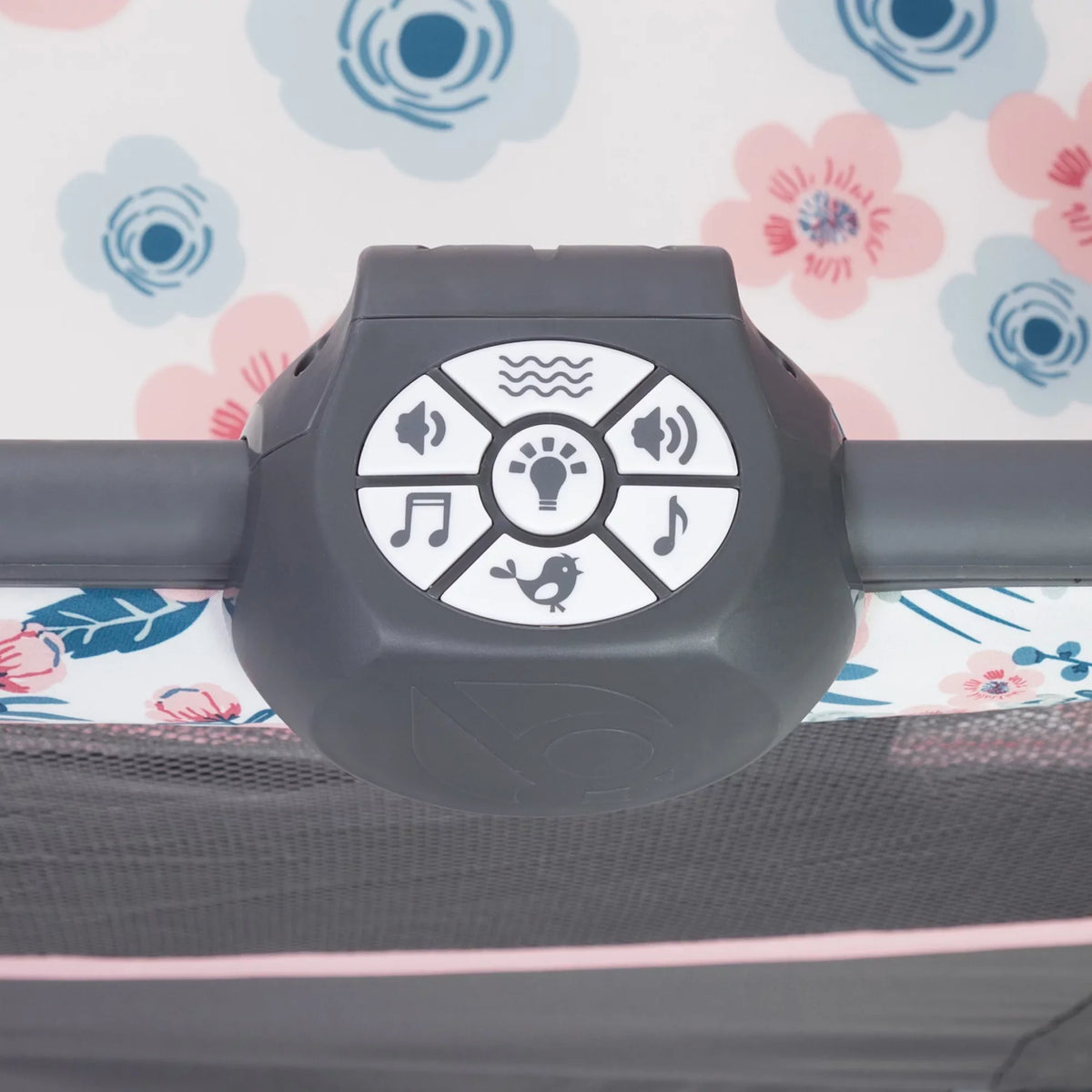 Playard Nursery Bag Center – Bluebell Pink Deluxe Trend Travel II with Baby