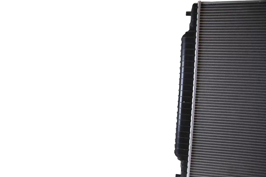 2004 2002 RK802 4WD 6.8L 2000 Radiator 1999 Super 2003 RWD AutoShack F-350 7.3L 2000-2005 for 2001 V8 Replacement Duty Super Duty Excursion F-250